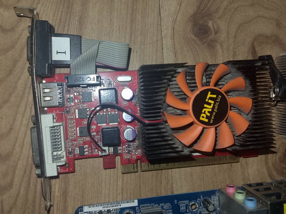 Sprzedam części komputerowe