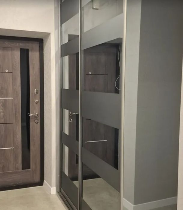 Продаж 2к квартири 72 кв. м на вул. Гнатюка Академіка