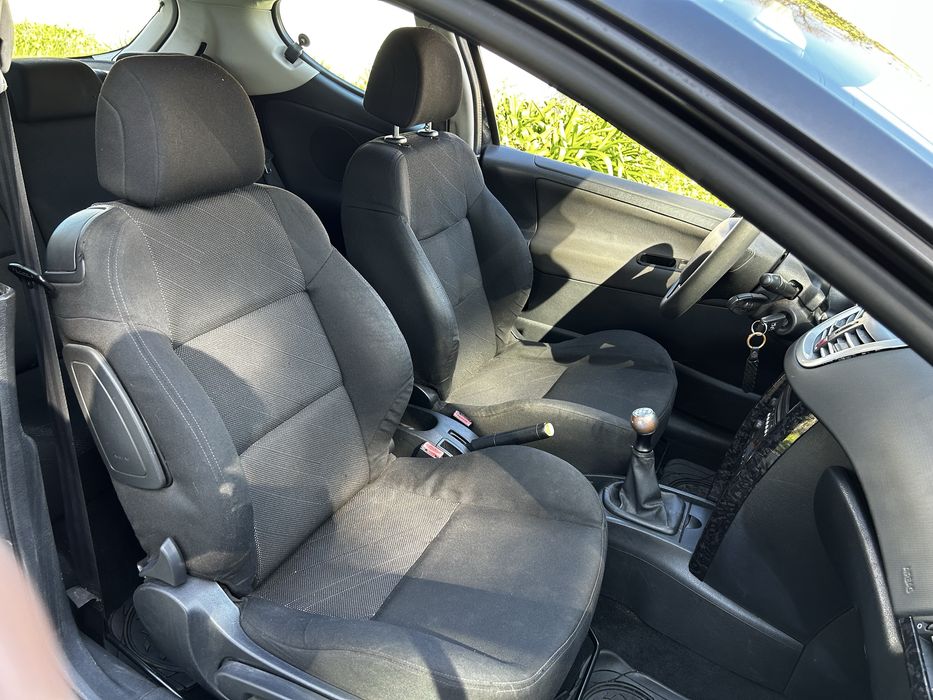 Peugeot 207 Sport 1.4i 90cv