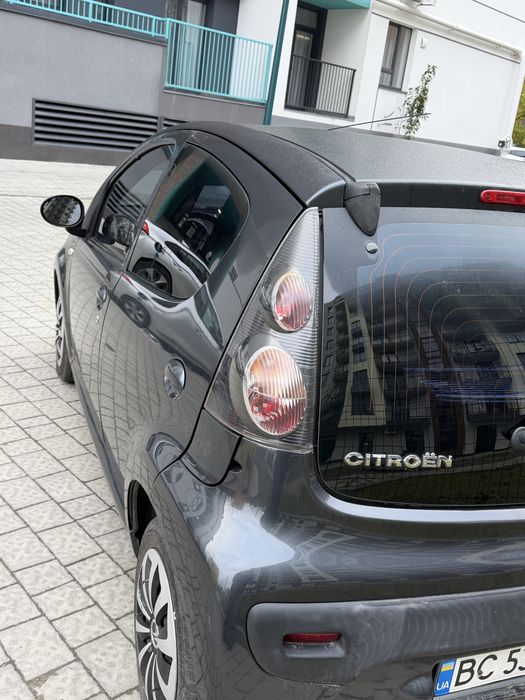 автомобіль Citroen C1