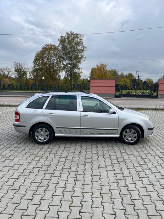 Продам skoda fabia 2006
