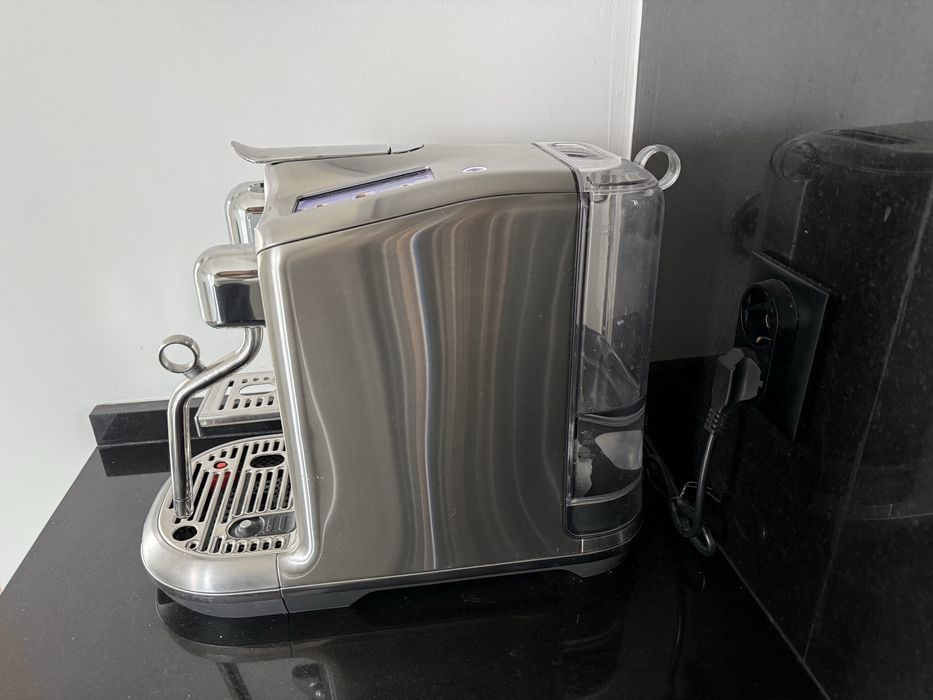 Maquina cafe Creatista Pro Nespresso