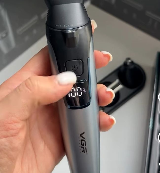 Подарунковий набір  триммер стрижка vgr 634 трімер  тример бритва