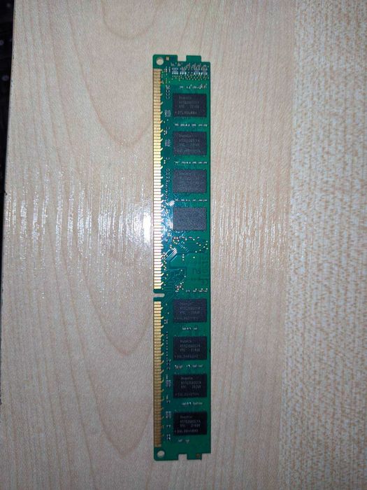 БУ Kingston  DDR3 4gb 1333Мгц PC3-10600