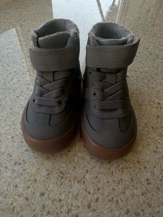 кросівки дитячі h&m