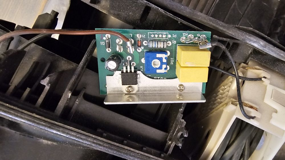 Odkurzecz electrolux silnt performer części