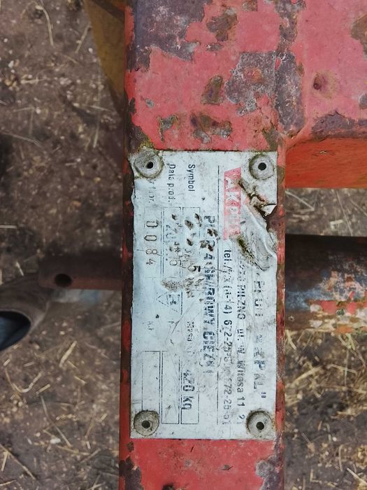 Pług 4 skibowy zagonowy Akpil Unia Agro-Masz zaorał 50ha od nowości