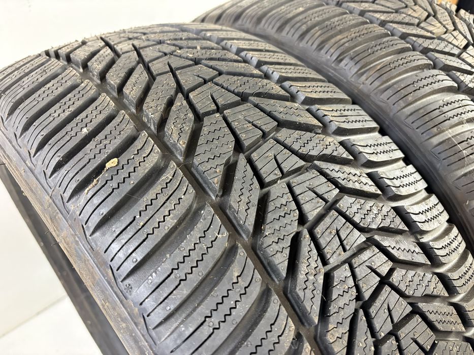 Opony zimowe jak nowe 235/45R18 Hankook dot.2024 op.027