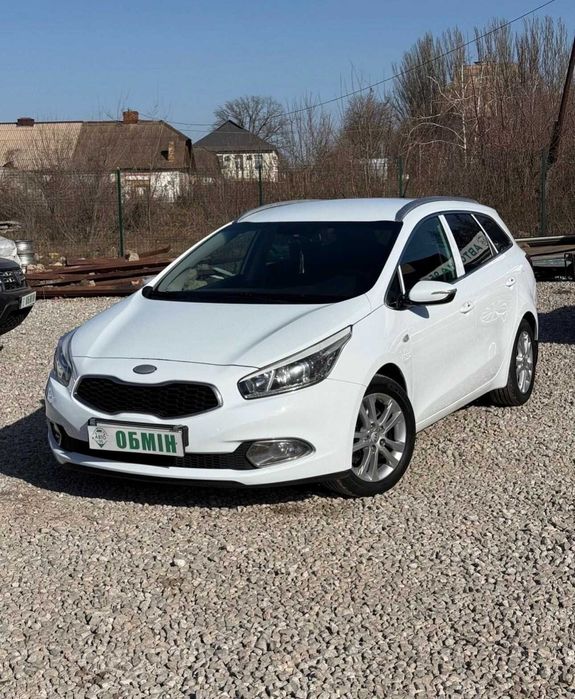 Продам Kia Ceed 2013 рік можлива розстрочка,кредит,обмін!