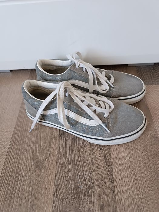 Кеди Wans з натуральної замші 35 розмір