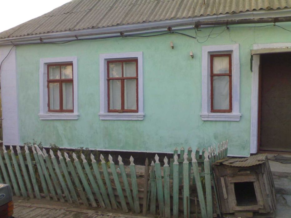 Продаю хату в селі Коблеве