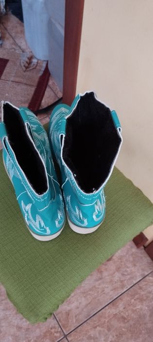 Осінні ботинки чоботи