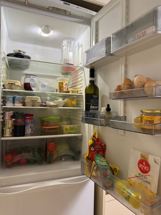Продам холодильник Атлант