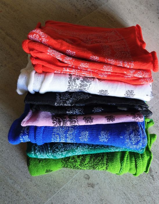 Lenço / bandana de malha  (novos)