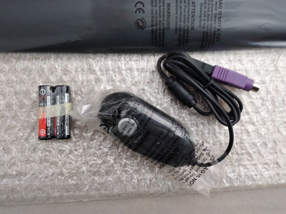 Multimedia wireless keyboard64751786786177121