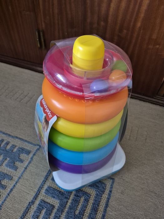 Pirâmide de Argolas Gigante da Fisher-Price,