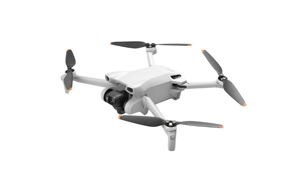 Квадрокоптер DJI Mini 3 with DJI RC Remote Fly More Combo