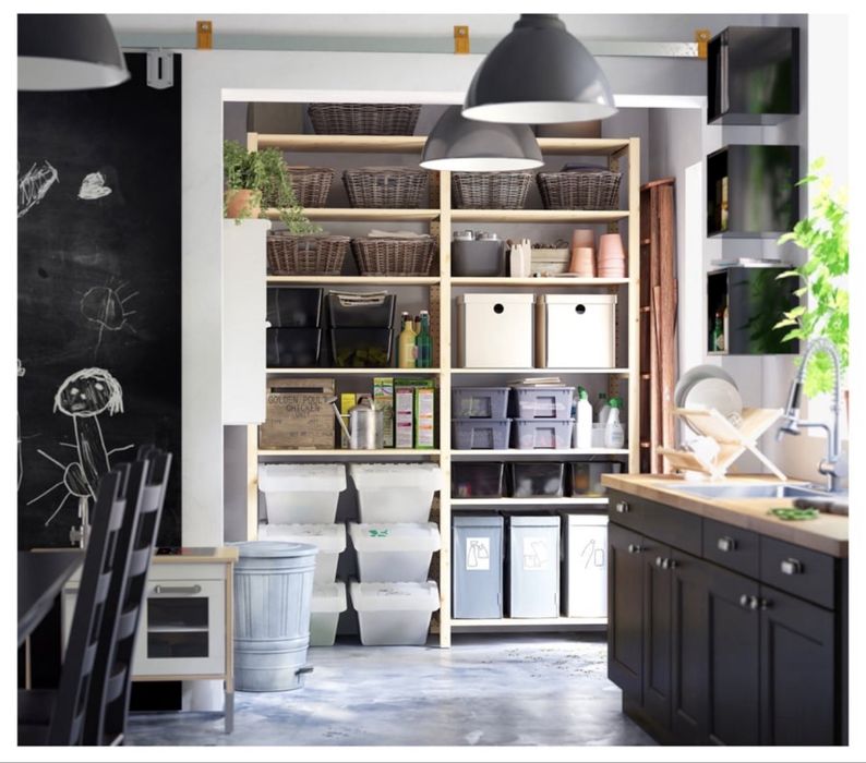 Estante de madeira IVAR da IKEA, em ótimo estado  (174x50x226)