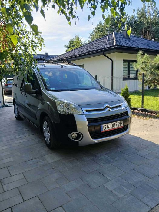 Citroen Berlingo 2011 Drugi właściciel w Polsce 1,6 HDI 90 KM XTR