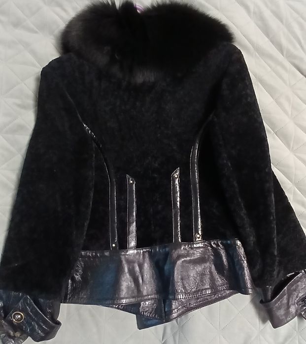 Продам куртка осень -весна