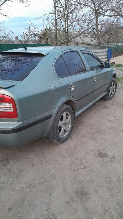 Продам Шкоду Октавіа тур