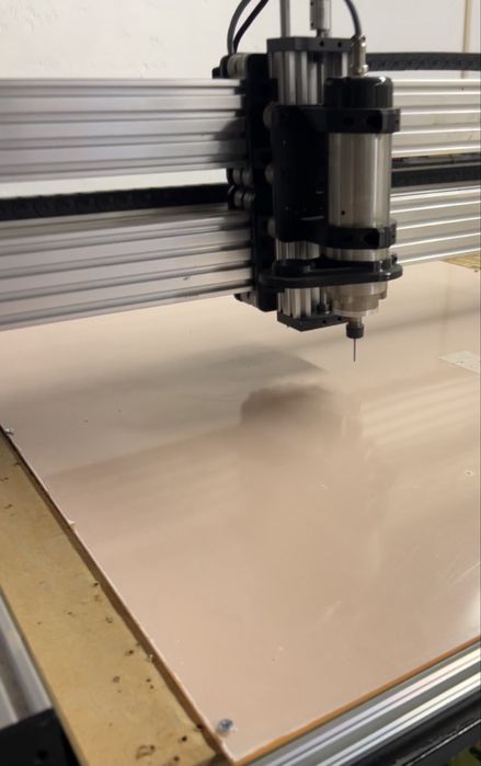 Cnc Router com estrotura em ferro