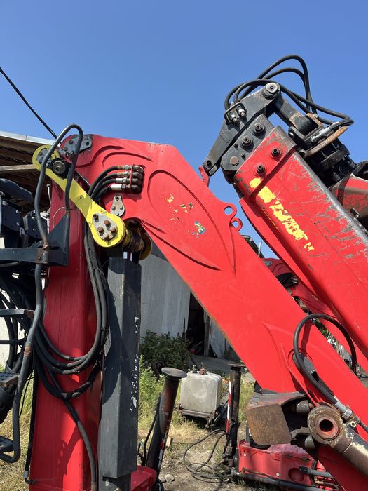 Кран маніпулятор Palfinger Epsilon 165z грейфер     Loglift Hiab
