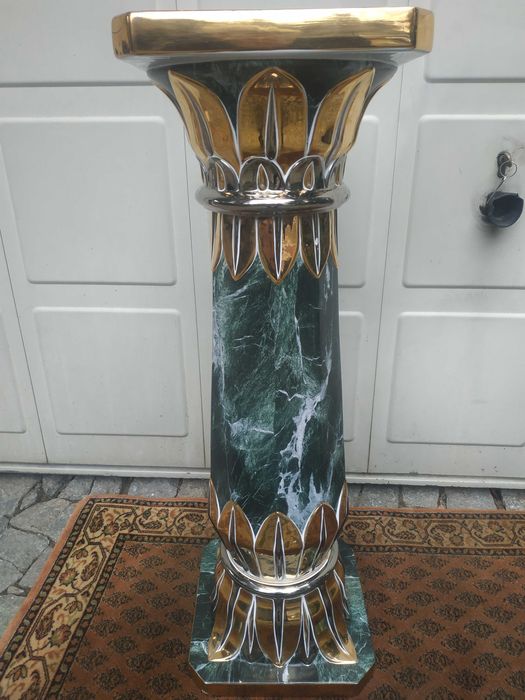 Ogromna kolumna ceramiczna złocona