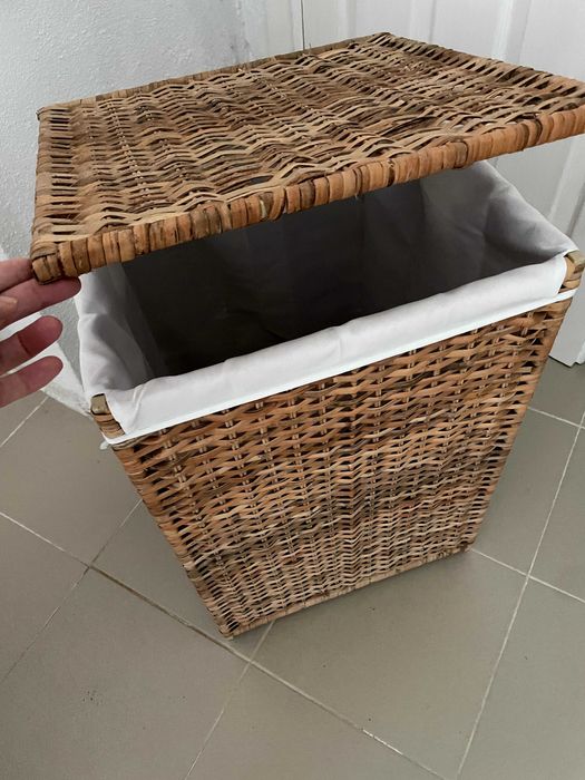 laundry basket cesto de roupa suja