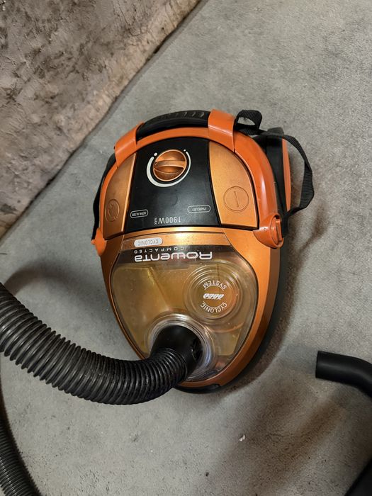 Rowenta Compacteo Cyclonic 1900W – sprawny technicznie