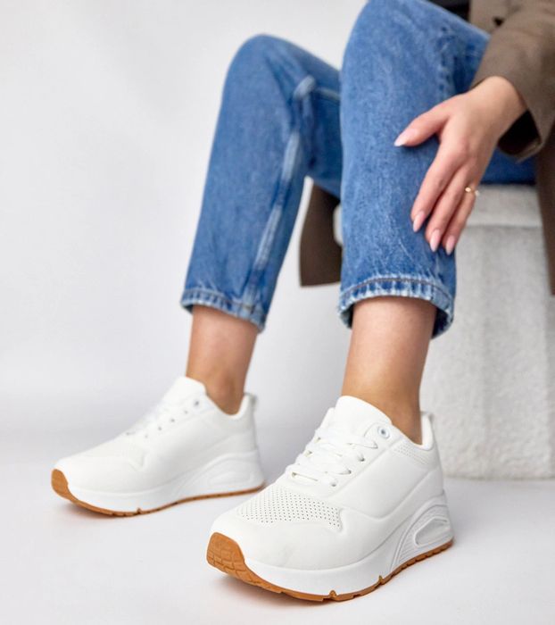 Białe sneakersy na grubej podeszwie Sylvie