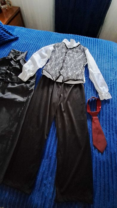 Fato de vampiro menino