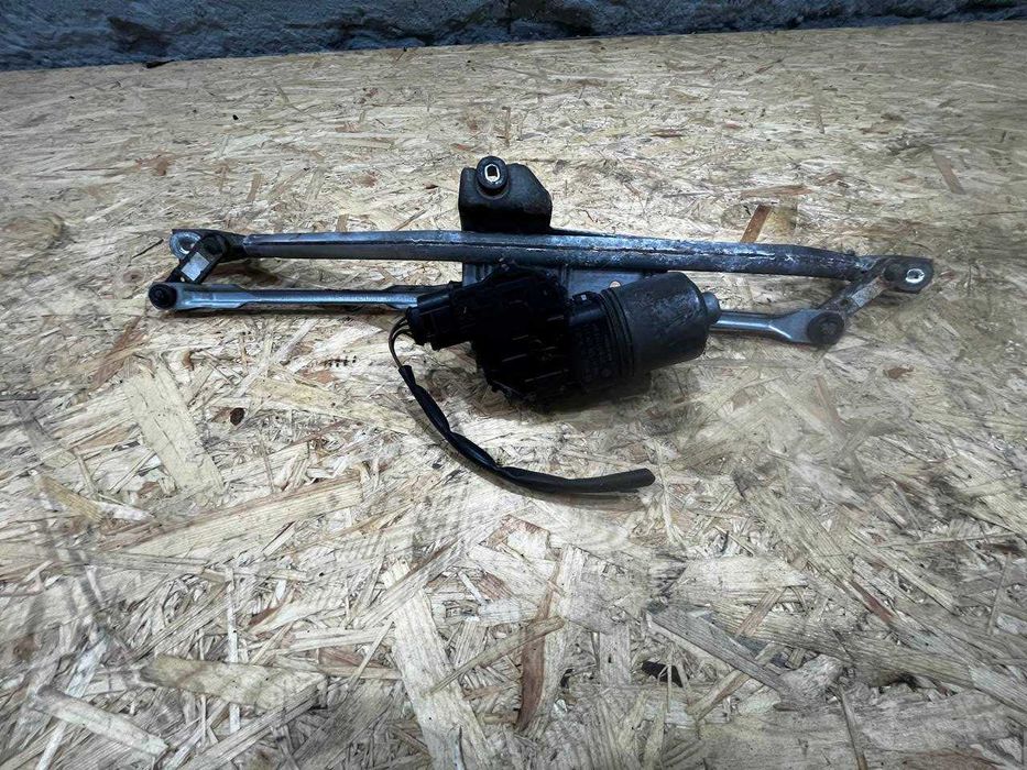 Mechanizm wycieraczek + silniczek przód vw skoda