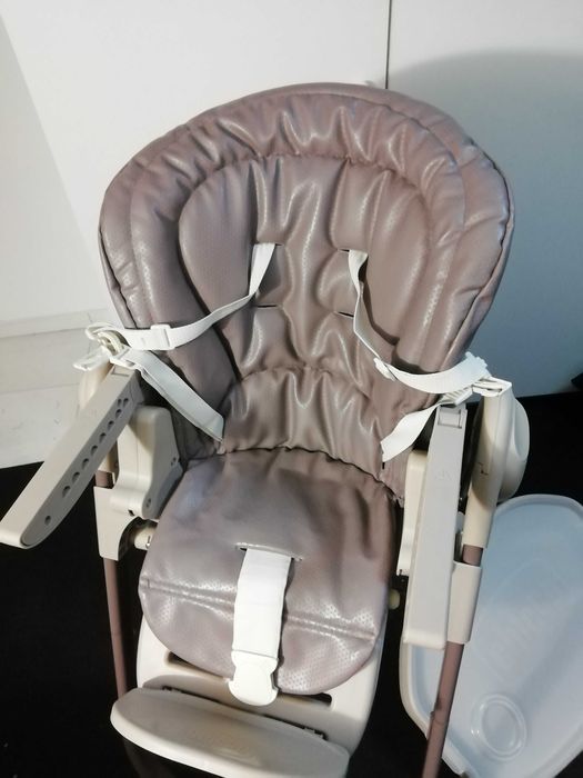 Cadeira refeição Chicco Polly Magic 3 em 1