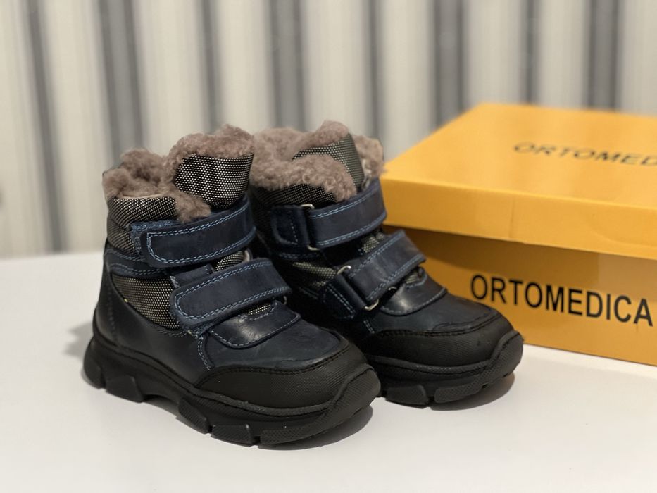 Ортопедичне дитяче взуття