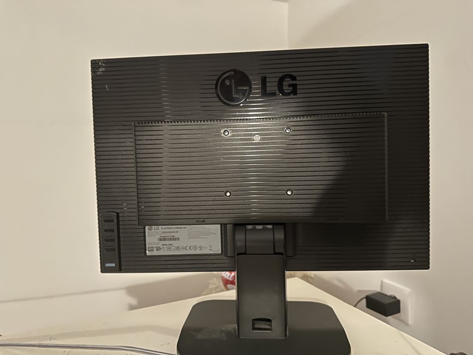 Monitor prodisplay HP P221437517955598264323