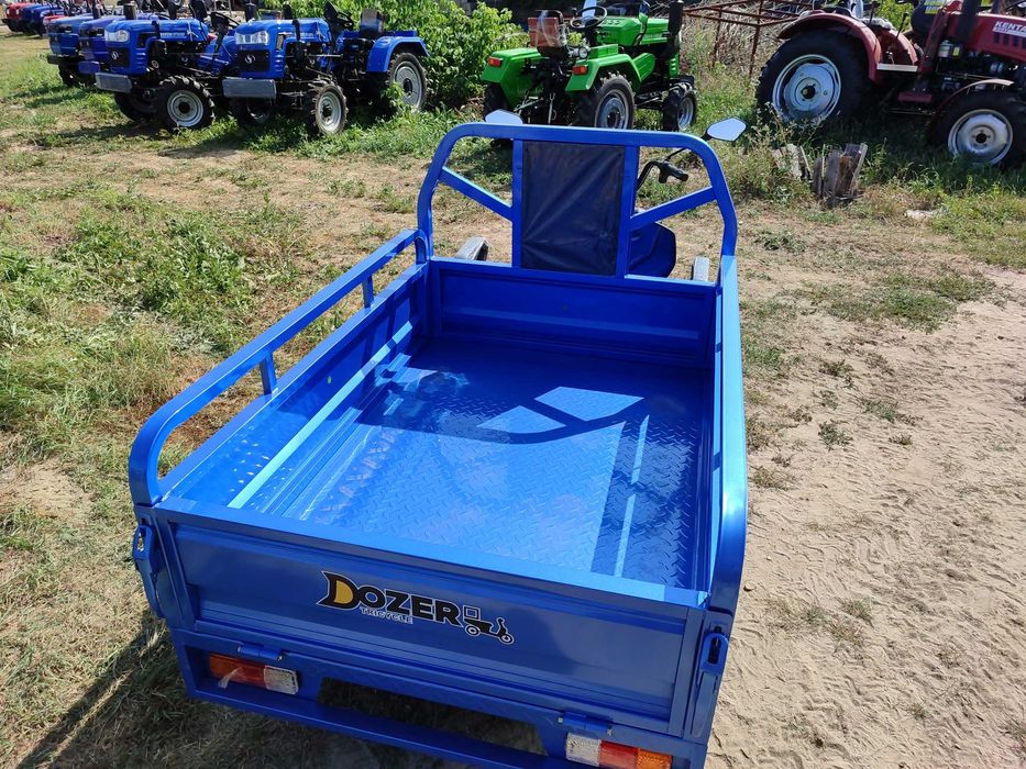 Электро трицикл с доставкой домой Дозер 1200 ватт мощности запас 60км