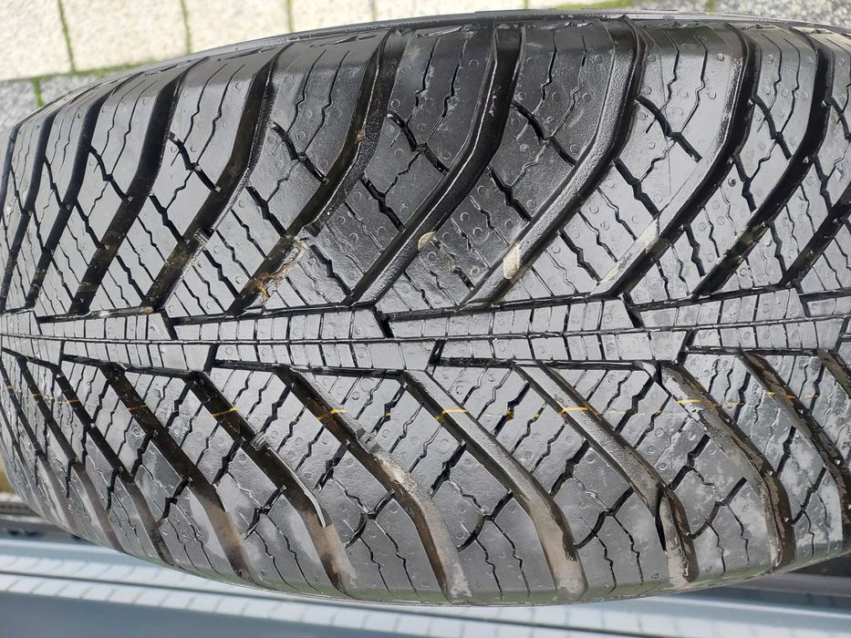 Opony zimowe 205 60 R15 Koła Felgi BMW styling 36  15