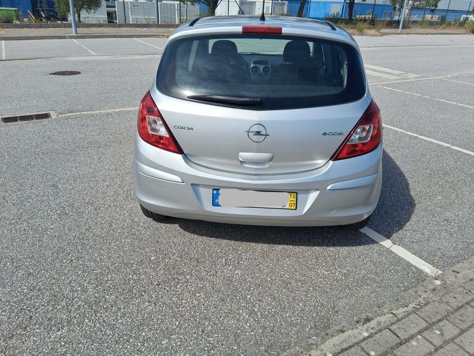 OPEL CORSA 1.3 CDTI - Poucos km