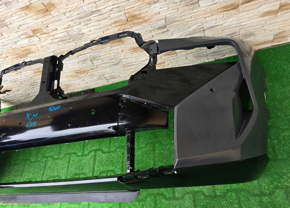 Бампер передній шкарлупа BMW XM G09 2022-