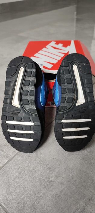 Nike MD Valiant rozmiar 23,5 jak nowe.