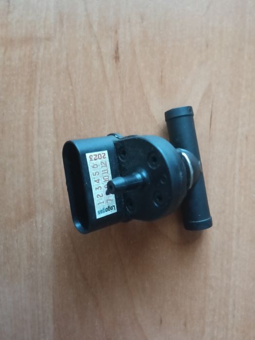 Датчик тиску газа