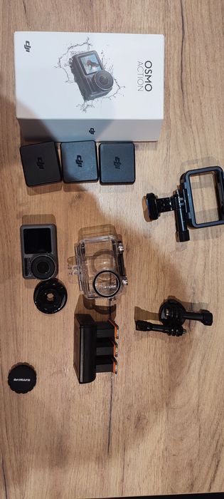 Kamera sportowa Dji Osmo Action 1 Komplet