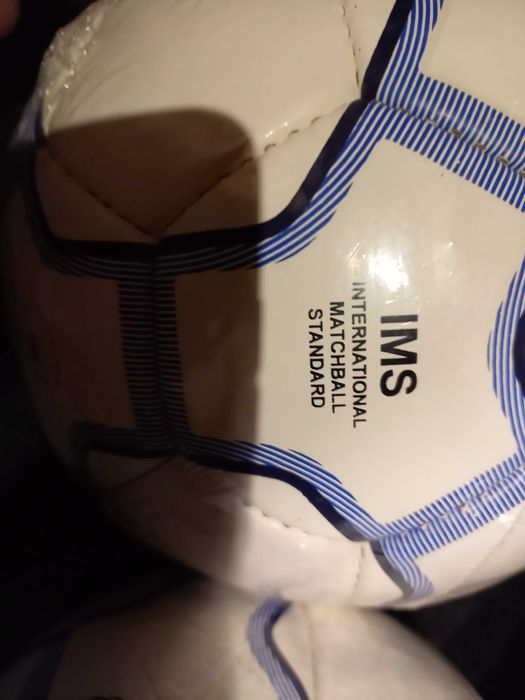 Piłka nożna Uhlsport nowa za pół ceny