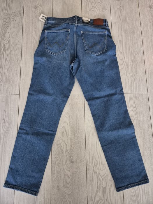 Sprzedam jeansy damskie Wrangler