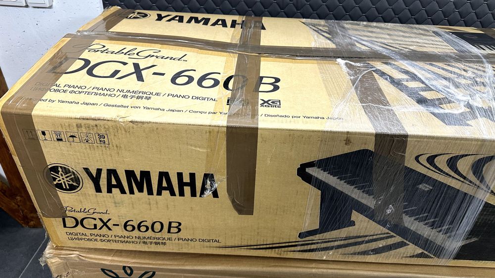 Цифрове піаніно Yamaha DGX-660
