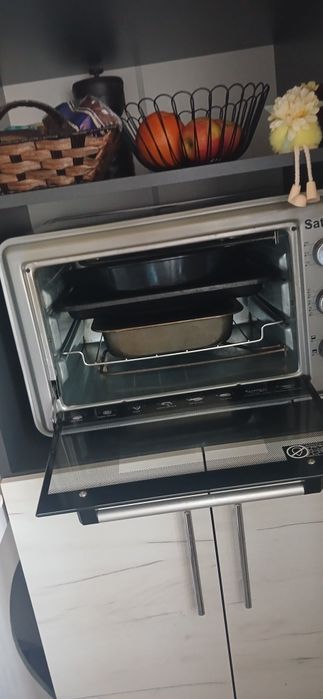 Продам электро духовку