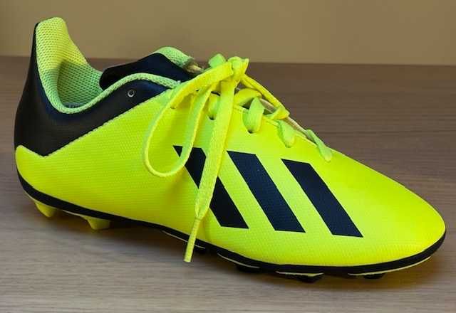 Chuteiras Adidas X novas nº 33