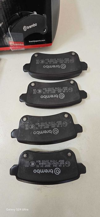 Jogo de 4 Pastilhas de Travão Brembo Prime P 68 064 – Novas