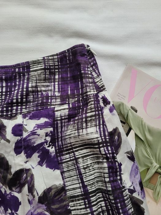 Красива літня спідниця Gerry Weber, розмір XL, довжина 60 см